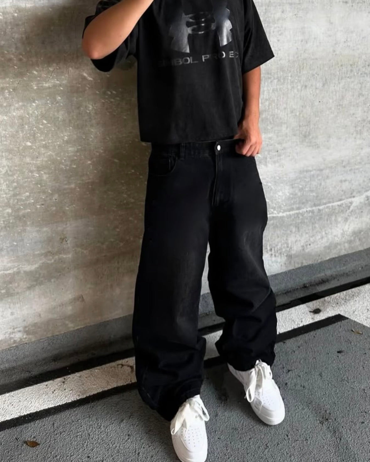 Jeans ricamo floreale