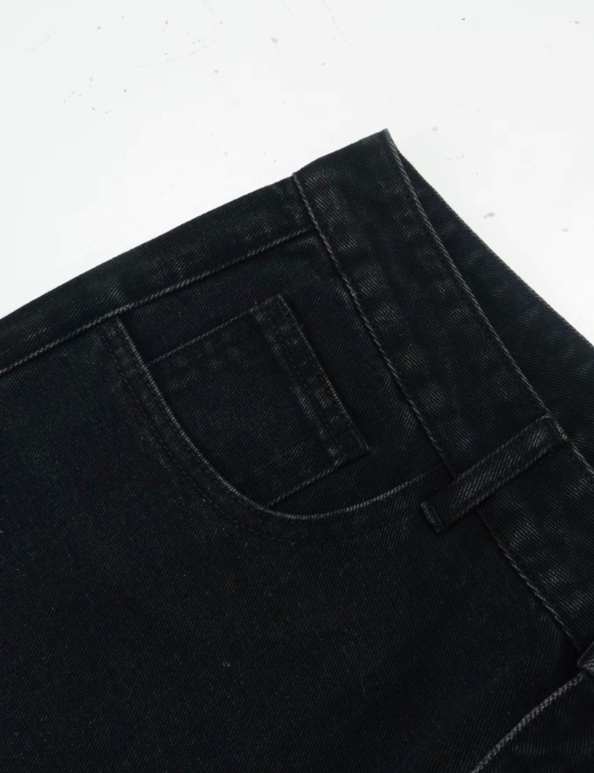 Jeans ricamo floreale